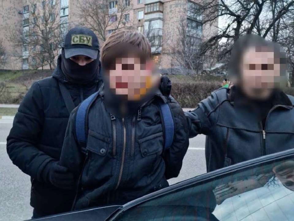 Под Киевом парень передавал врагу данные про ВСУ / Фото: t.me/press_kobl