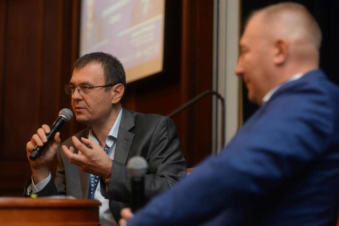 Гетманцев підтримує законопроєкт про підвищення податків/Фото: Данило Гетманцев Гетманцев підтримує законопроєкт про підвищення податків/Фото: Данило Гетманцев