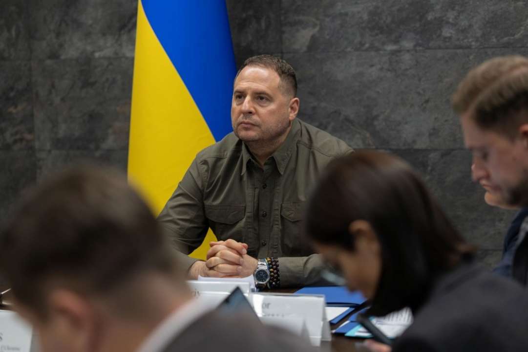 Єрмак назвав "реальною" перспективу появи представників Китаю на другому Саміті миру Єрмак заявив, що у Зеленського дуже хороші стосунки із обома кандидатами в президенти США