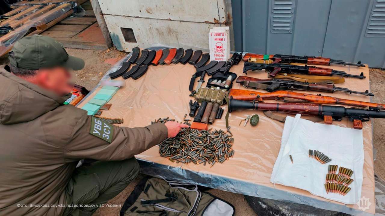ВСП ВСУ разоблачила группировку, распространяющую наркотики среди военнослужащих на фронте/Фото: UA.Military.Police ВСП ВСУ разоблачила группировку, распространяющую наркотики среди военнослужащих на фронте