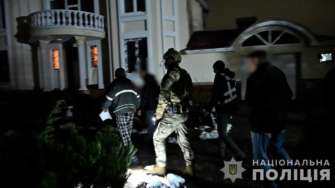 На об’єктах Укрзалізниці проходять масштабні обшуки/Фото: UA_National_Police На об'єктах "Укрзалізниці" ведуть обшуки: пасажирів попередили про можливі перевірки й затримки руху
