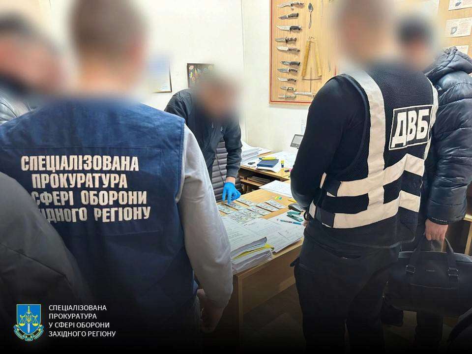 Адвоката из Хмельницкой области задержали на попытке подкупа прокурора