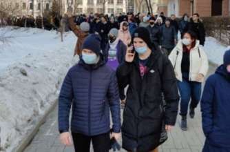 В России люди массово выходят на антивоенные протесты/Фото: t.me/worldprotest В России люди массово выходят на антивоенные протесты