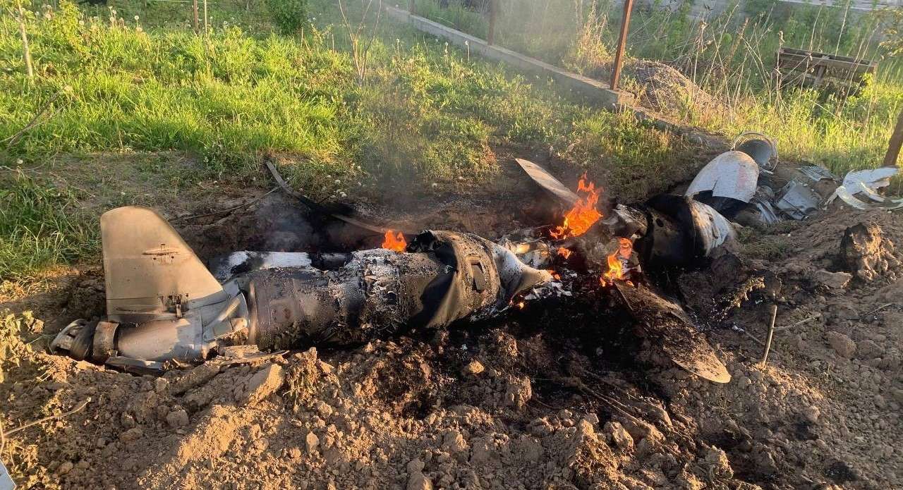 Показали обломки ракет, которыми оккупанты атаковали Киевскую область/Фото: andrii_nebytov/telegram Полиция Киева показала обломки ракет, которыми атаковали область