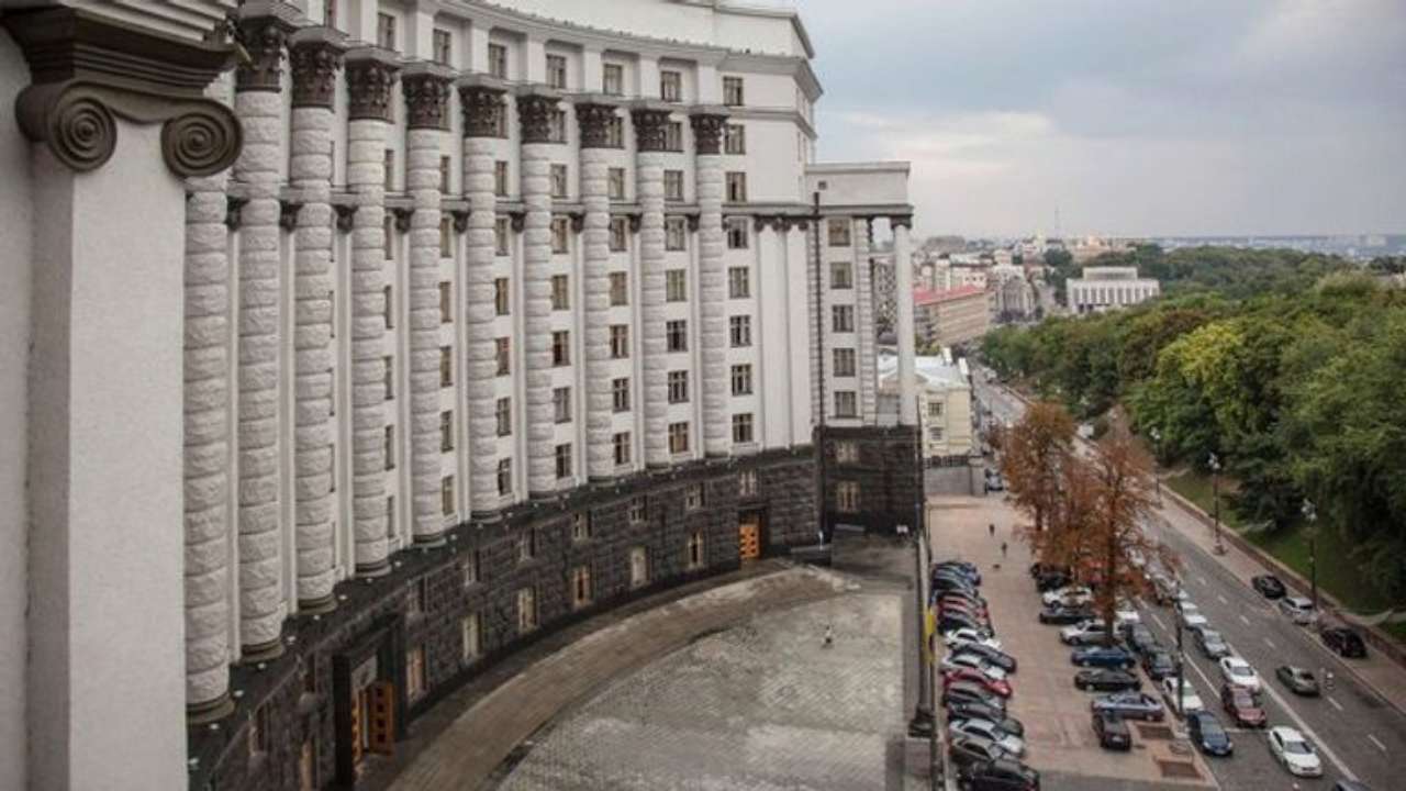 Кабмін на засіданні 25 жовтня ухвалив рішення про часткове відновлення резервування Кабмін на засіданні 25 жовтня ухвалив рішення про часткове відновлення резервування