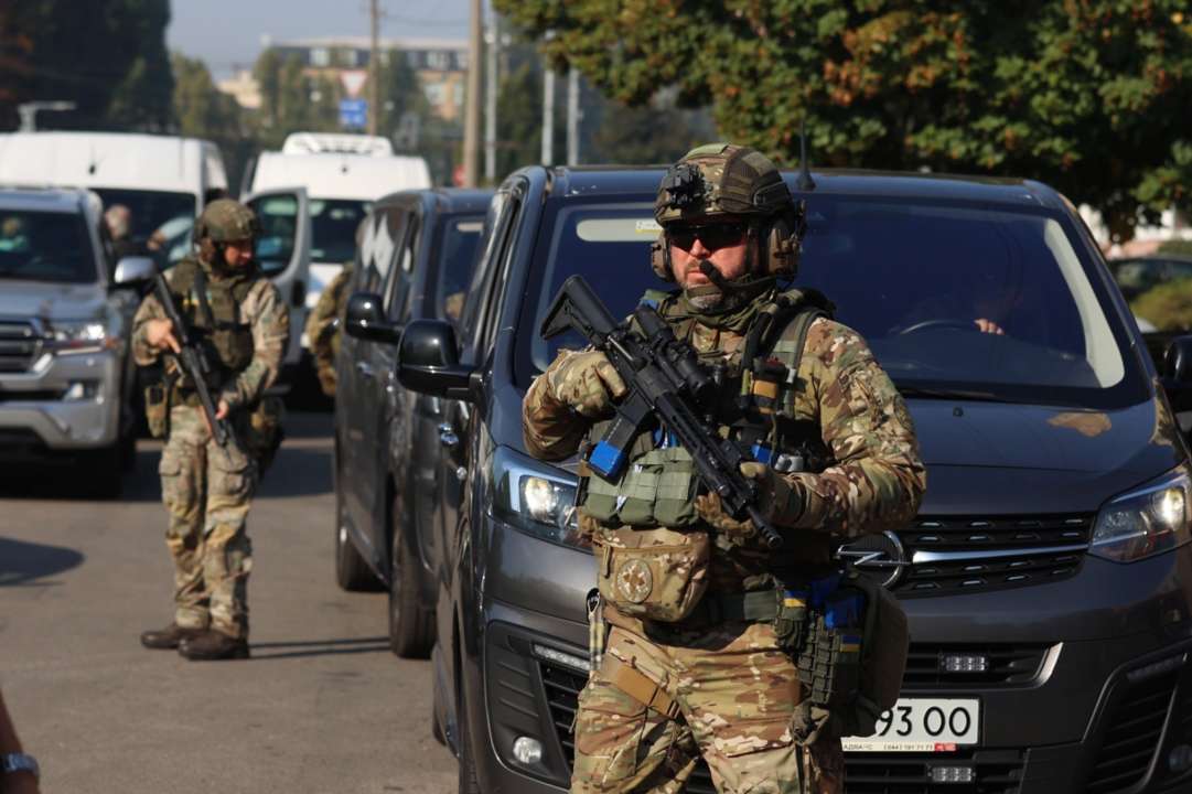 В Управлении государственной охраны объяснили, зачем им премиальные Toyota Land Cruiser на 15,7 млн грн/Фото: Управление государственной охраны