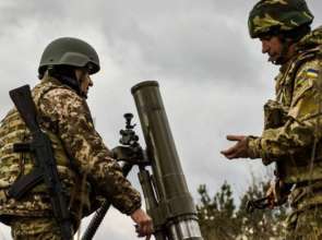 В Мариуполе "Азов" проводит контратаку/Фото: Генштаб ВСУ Деблокада возможна: бойцы полка "Азов" проводят контратаку в Мариуполе