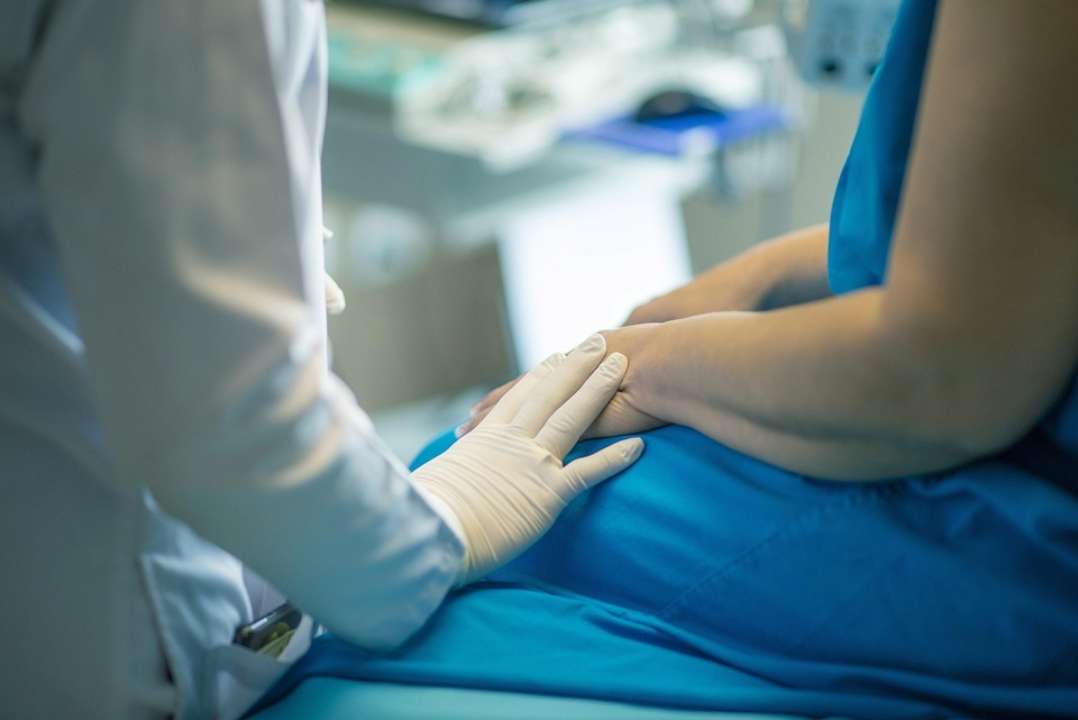 Британська клініка розіслала пацієнтам підтвердження про рак замість привітання зі святами
