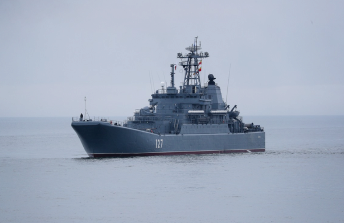 В Черном море находится 11 вражеских кораблей, а в Азовском — один/Фото: Минобороны рф Оккупанты вывели на боевое дежурство у моря более 10 кораблей