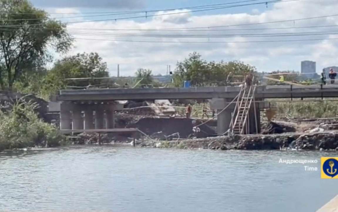 Экоцид Мариуполя: оккупанты перекрыли русло реки Кальчик