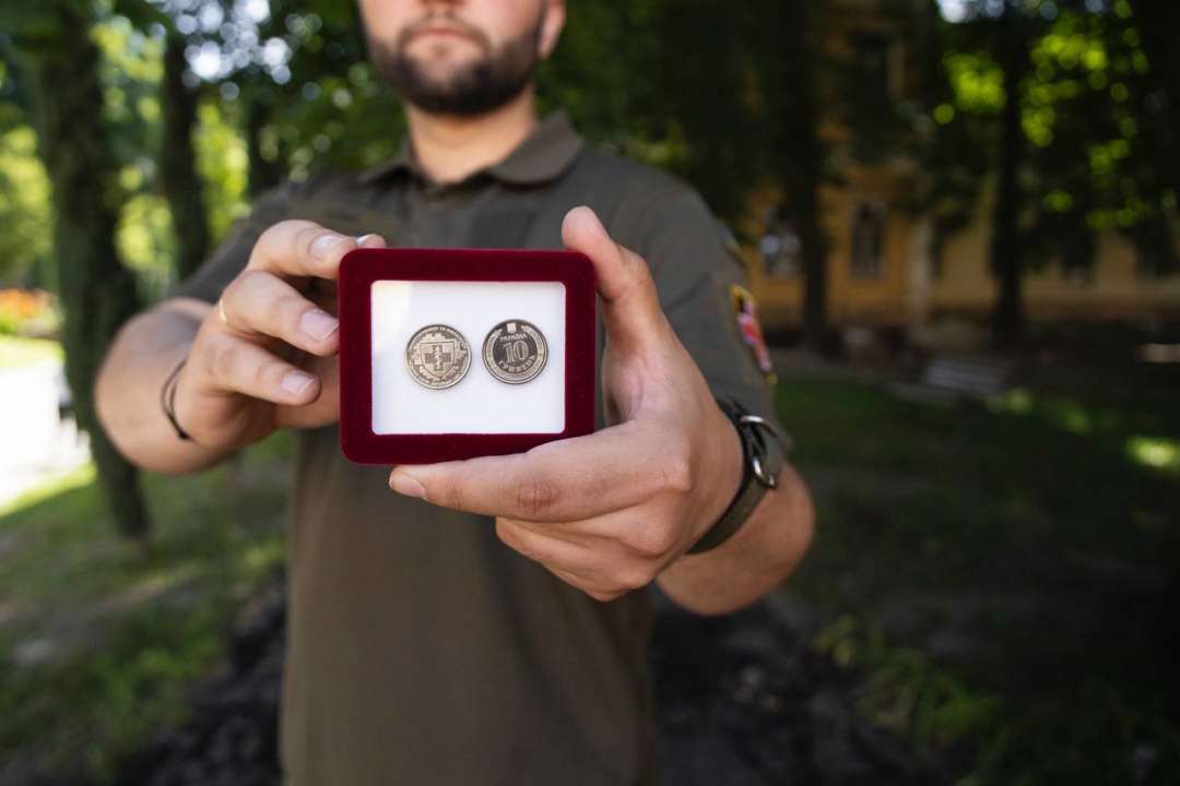 Военные медики – часто под пулями, в тяжелейших условиях