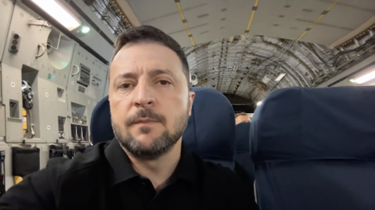 Саме цієї осені вирішується, що буде далі в цій війні – звернення Президента/Фото: Володимир Зеленський Саме цієї осені вирішується, що буде далі в цій війні – звернення Президента/Фото: Володимир Зеленський