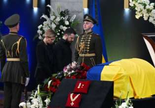 Проходить церемонія прощання з Леонідом Кравчуком/Фото: Getty Images Кравчук