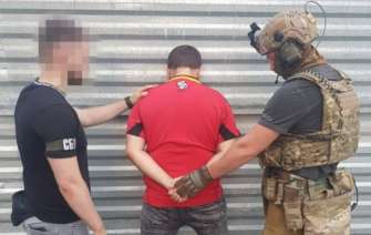 Передавав координати позицій ЗСУ: на Миколаївщині затримали коригувальника ракетних ударів/Фото: СБУ На Миколаївщині затримали коригувальника ракетних ударів