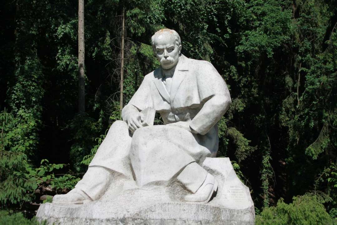 Очільник Комітету Шевченківської премії пішов з посади через скандал: деталі