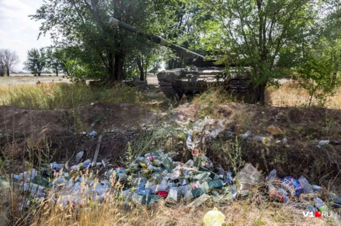 Фото: v1.ru В России на свалке нашли боевой танк