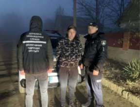 В Одесской области муж-ностранец украл у жены 100 тысяч / Фото: Південне регіональне управління Державної прикордонної служби України В Одесской области муж-ностранец украл у жены 100 тысяч / Фото: Південне регіональне управління Державної прикордонної служби України