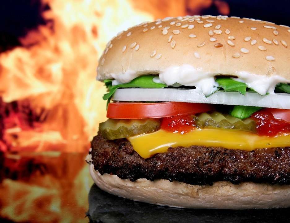Рецепт пирога-чизбургера / Фото: Pixabay Конкурент McDonald's: як приготувати пиріг-чизбургер