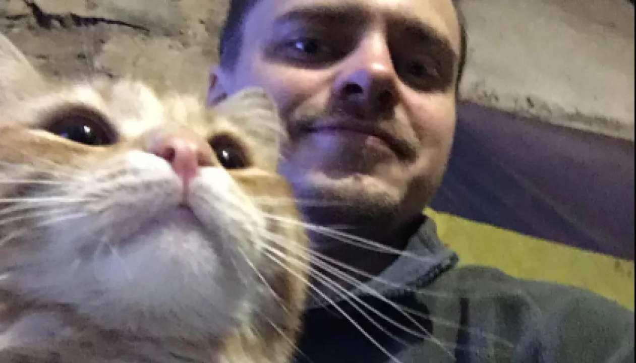 Служив у 54-ій окремій механізованій бригаді імені Гетьмана Івана Мазепи Служив у 54-ій окремій механізованій бригаді імені Гетьмана Івана Мазепи