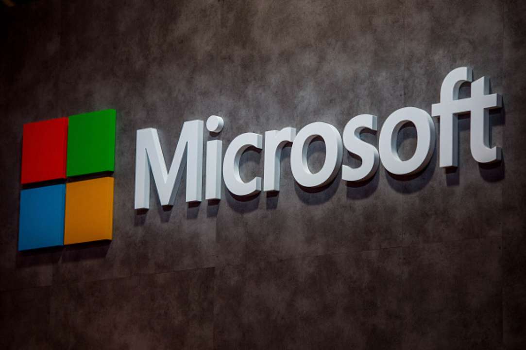 Microsoft подписала соглашение с компанией Helion Energy/Фото: David Ramos/Getty Images Первая в истории сделка: Microsoft согласилась покупать энергию ядерного синтеза