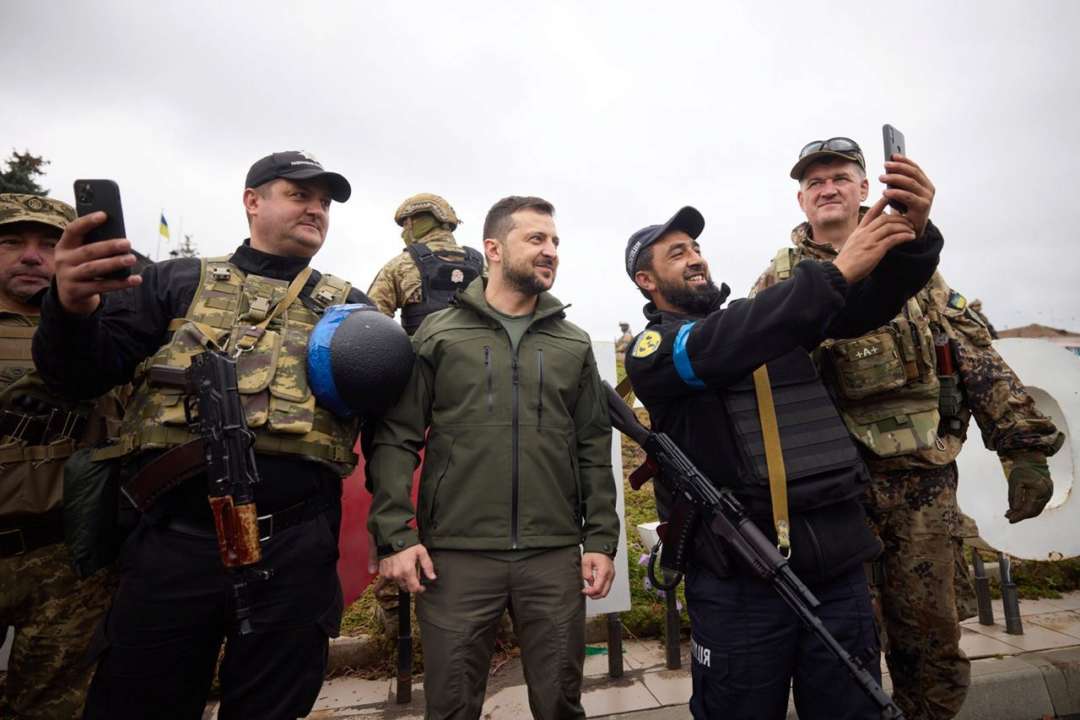 Зеленський прибув до Ізюма на підняття прапора/Фото: Володимир Зеленський Зеленський прибув до Ізюма на підняття прапора/Фото: Володимир Зеленський