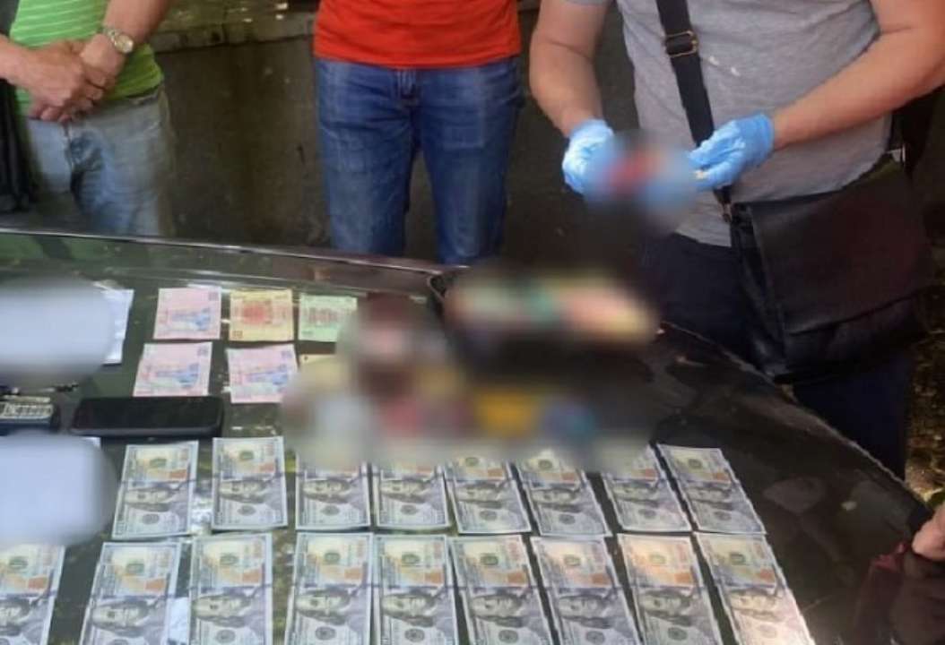 Украинцы выезжали из страны за 7,5 тысяч долларов / Фото: t.me/press_kobl Украинцы выезжали из страны за 7,5 тысяч долларов / Фото: t.me/press_kobl