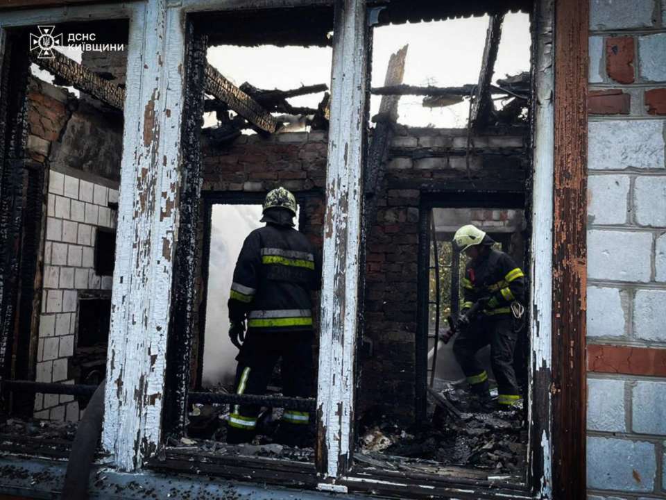 Последствия вражеской атаки на Киевскую область/Фото: ГСЧС Последствия вражеской атаки на Киевскую область/Фото: ГСЧС
