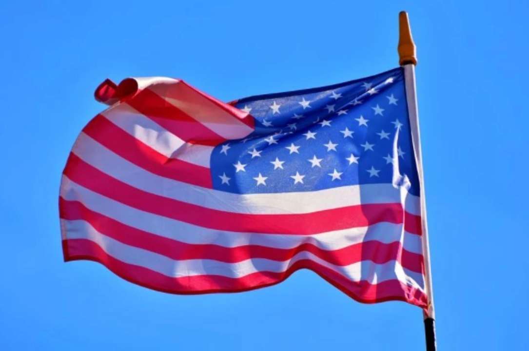 Основной штат сотрудников посольства США переехал во Львов/Фото: pixabay Флаг США
