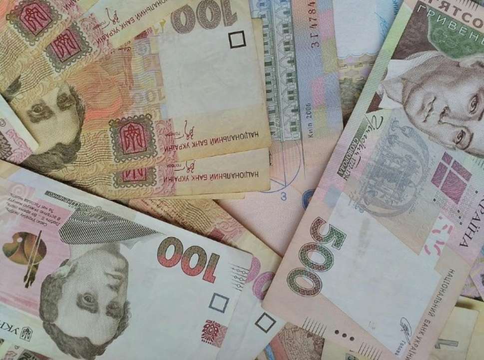 Украинцы могут получить 2200 гривен/Фото: pixabay Гривны