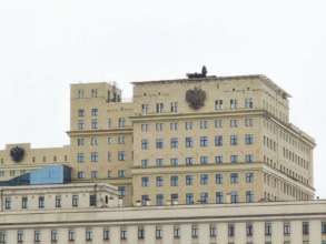 У москві на адміністративні будівлі встановлюють ППО/Фото: Telegram У москві почали встановлювати системи ППО на дахи: українці створили безліч мемів
