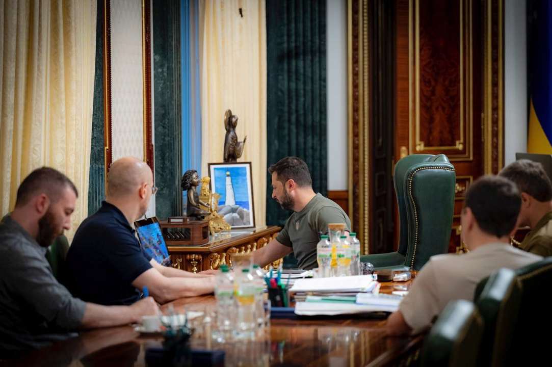 ГУР и СВР, довели до сведения данные, полученные из России. Малюк отчитался о борьбе с предателями в Украине ГУР и СВР, довели до сведения данные, полученные из России. Малюк отчитался о борьбе с предателями в Украине