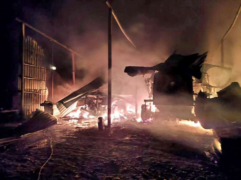 Чому повітряну тривогу у Києві оголосили вже після вибухів, пояснив Речник ПС Юрій Ігнат. Станом на зараз у морях 7 ворожих кораблів, серед яких 2 носії крилатих ракет "калібр", загальний залп до 16 ракет