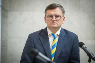 Кулеба призвал ЕС увеличить военную поддержку Украины/Фото: Getty Images Кулеба призвал ЕС увеличить военную поддержку Украины