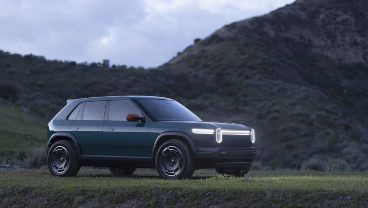 Rivian представила крутые электрокросоверы R2 и R3. Фото: Rivian Rivian R3