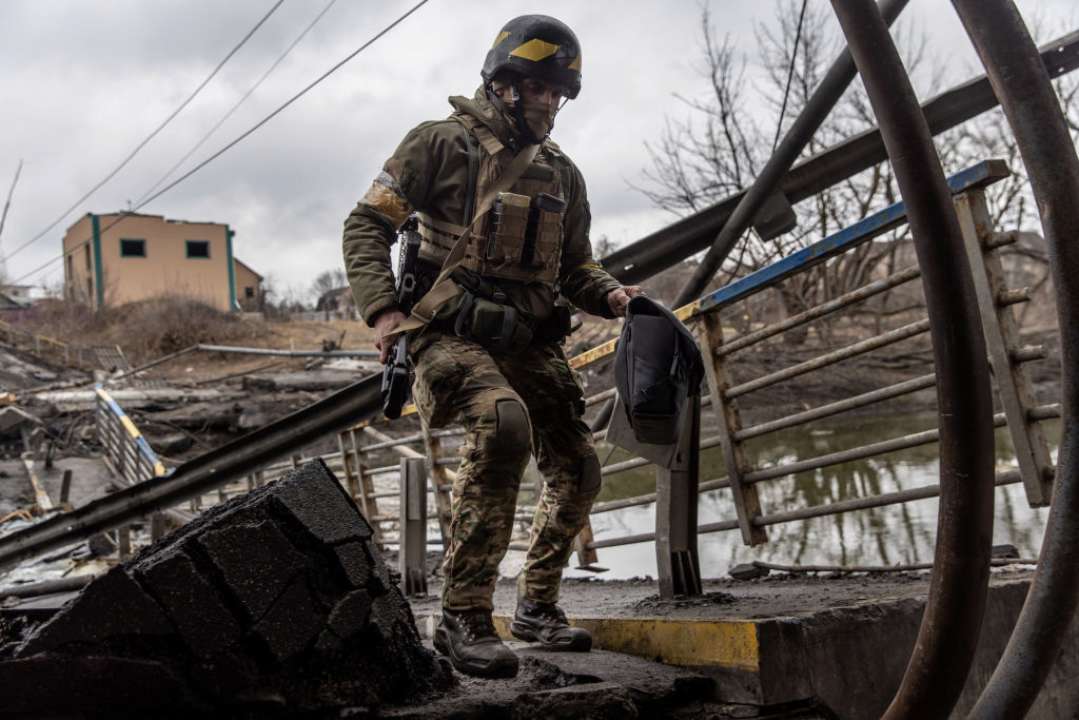 У Міноборони показали, як ЗСУ збили над Києвом дрони-камікадзе/Фото: Getty Images