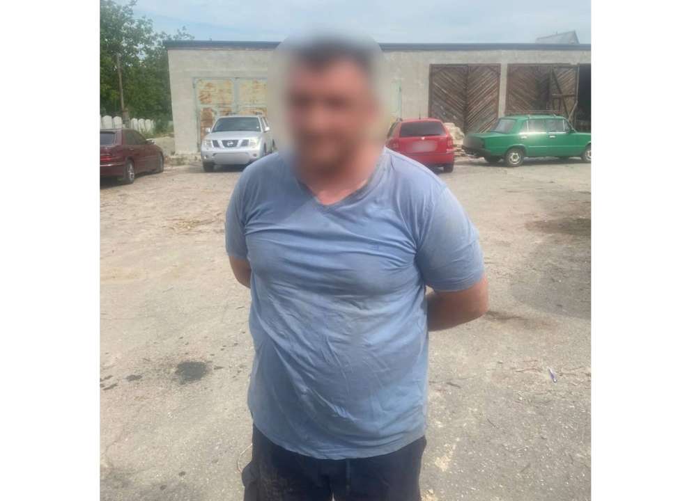 В Киевской области задержали псевдоволонтера, который наживался на военных/Фото: ANDRII NEBYTOV В Киевской области задержали псевдоволонтера, который наживался на военных