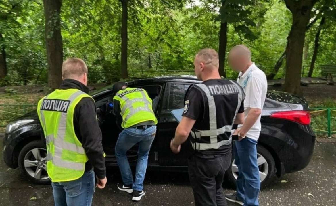Розраховувався фальшивими купюрами: на Київщині затримали росіянина Розраховувався фальшивими купюрами: на Київщині затримали росіянина