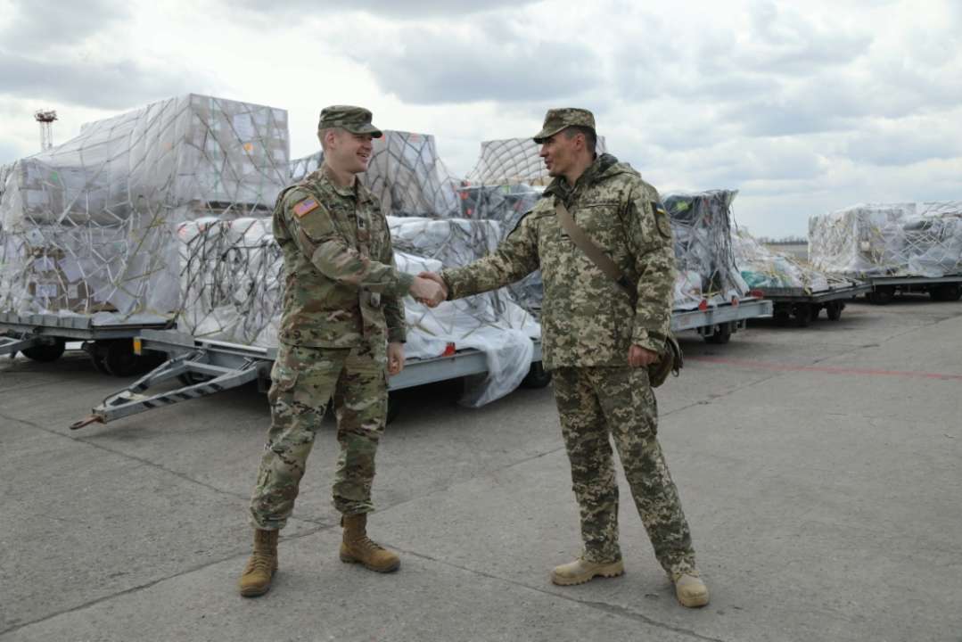 В Україну прибув вантаж військової допомоги від США