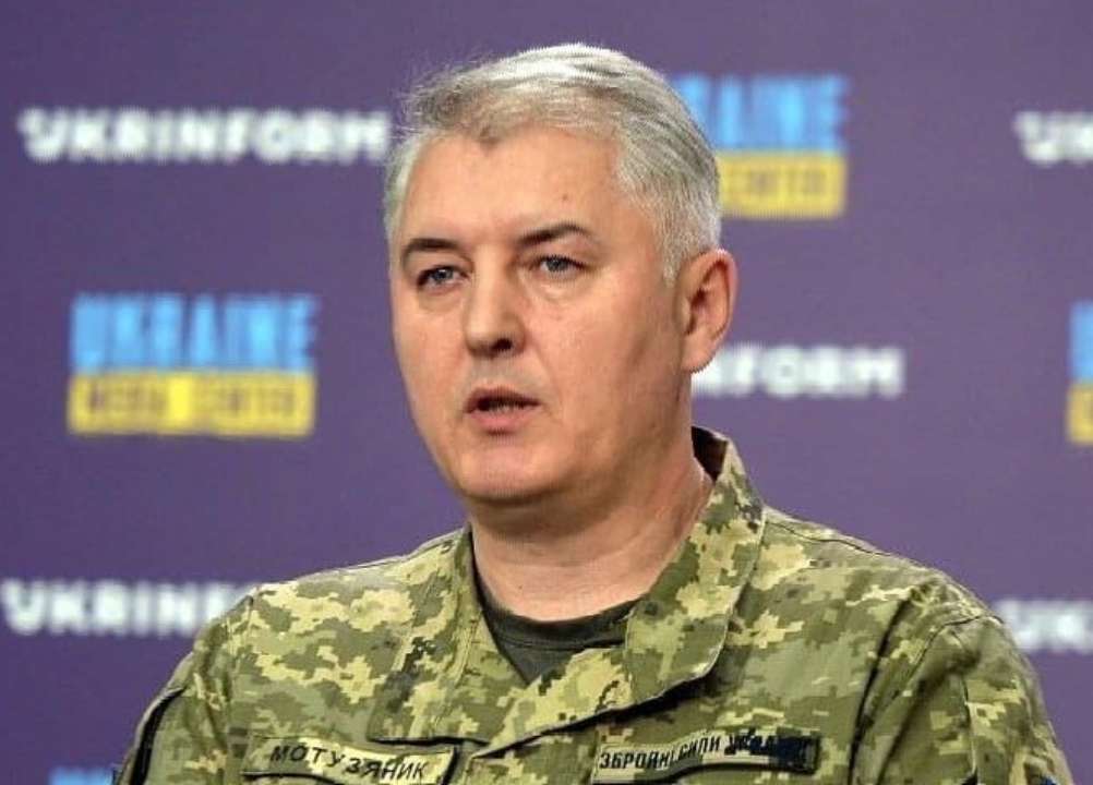 Александр Мотузяник