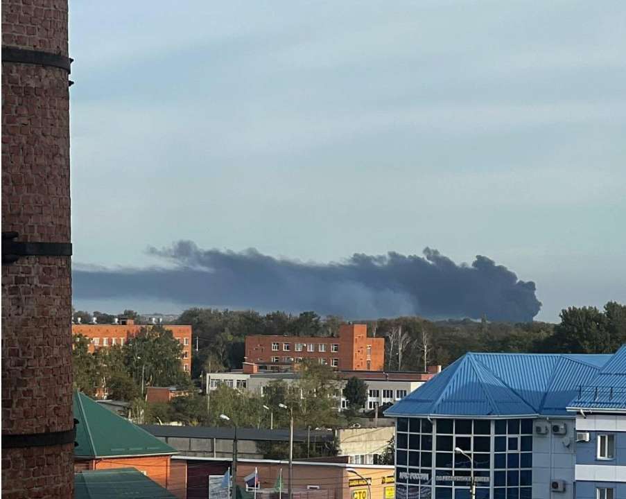 На россии что-то взрывается и дымит/Фото: соцсети На россии что-то взрывается и дымит/Фото: соцсети