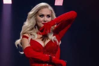 Екатерина Бужинская рассказала об отношениях с мужем после 10 лет брака / Фото: Instagram/buzhynska Екатерина Бужинская об отношениях с мужем после 10 лет брака: "для него я всегда буду загадкой"