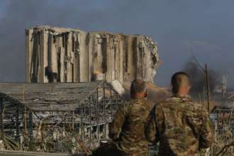 Возле Мелитополя горит склад российской военной техники/Фото: Getty Images Военные
