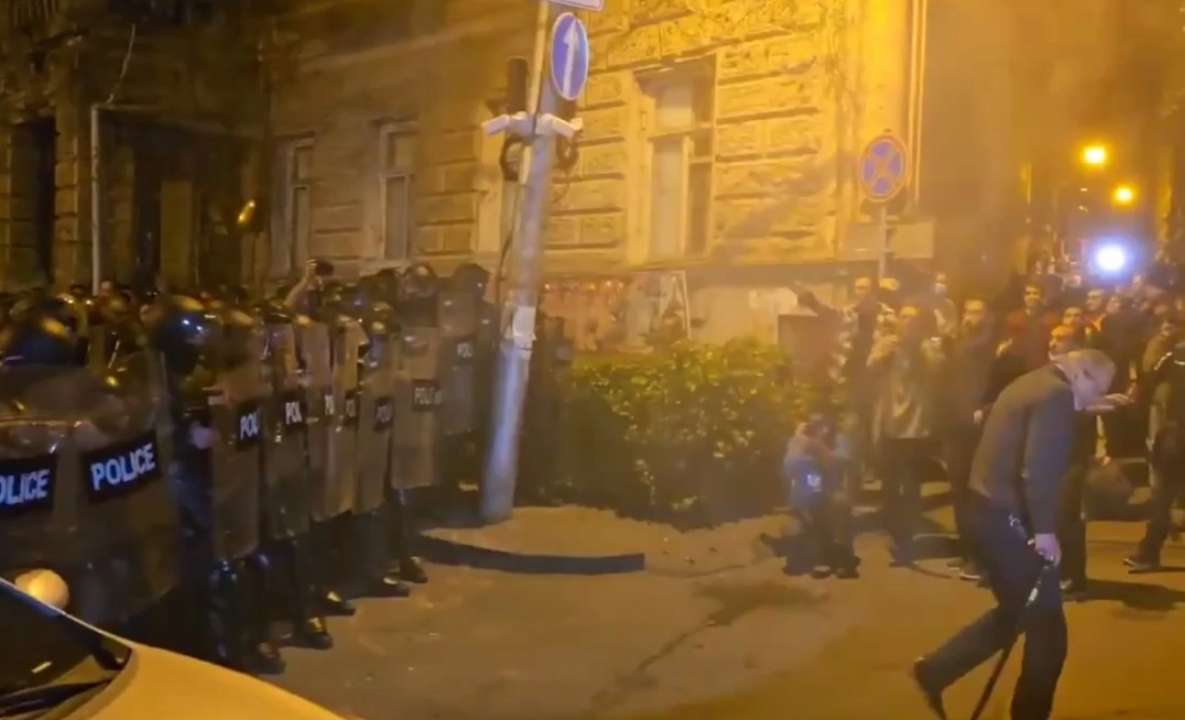 Акция протеста была организована во вторник представителями оппозиционных сил Акция протеста была организована во вторник представителями оппозиционных сил