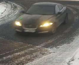 Фото: Полиция Киевской области Мужчина продал свой Jaguar и заявил об угоне ради дополнительной компенсации