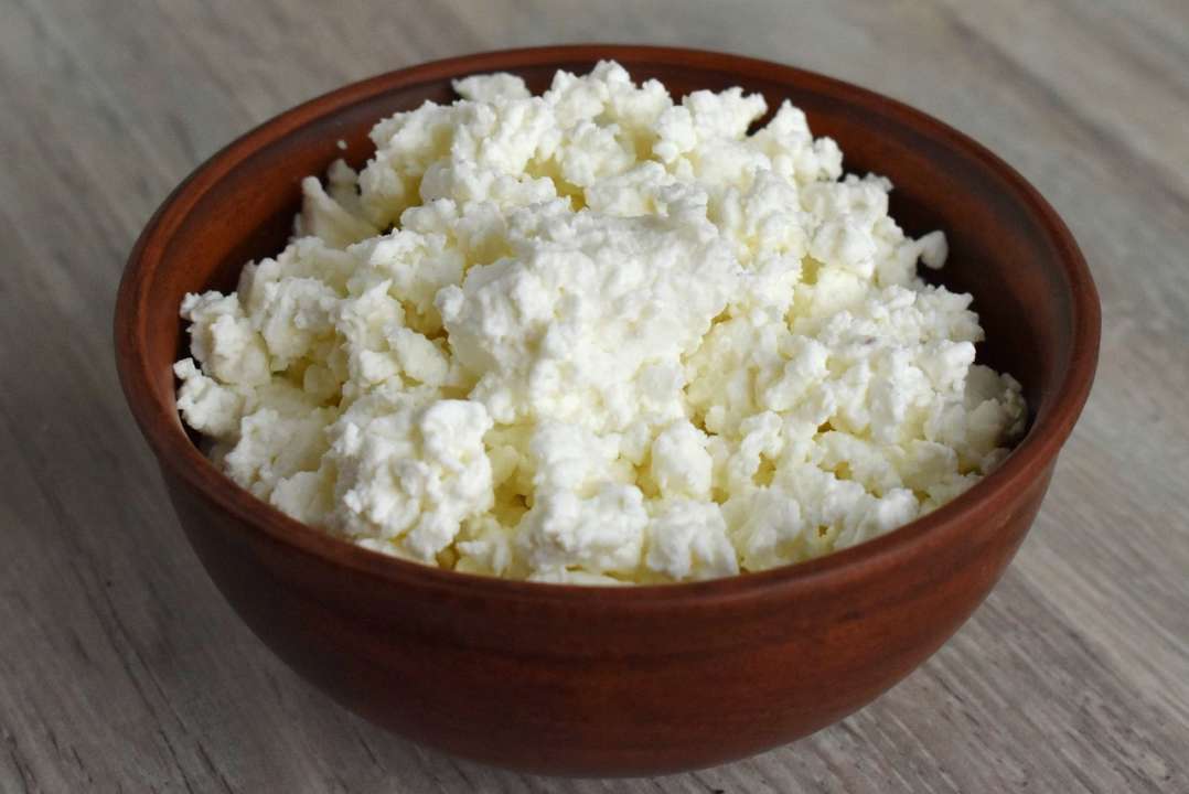 Кому не можна їсти кисломолочний сир і з чим не можна поєднувати цей продукт/Фото: Рixabay