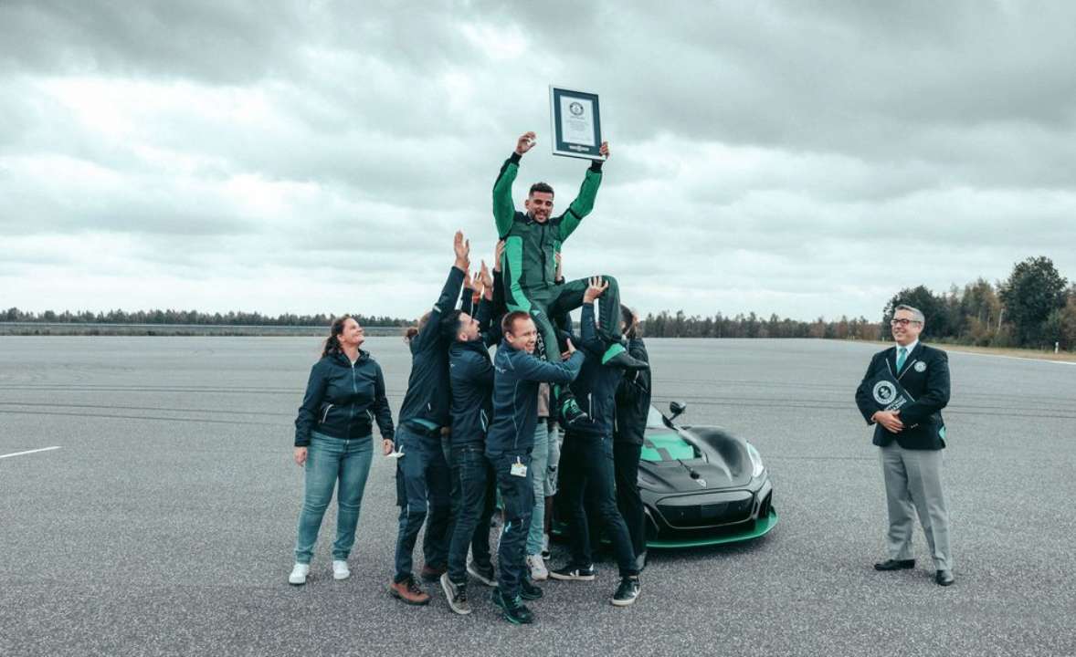 Команда Rimac після встановлення рекорду