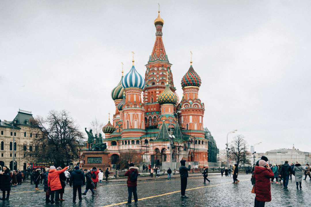 МЗС України закликало своїх громадян залишити Росію/Фото: Unsplash МЗС України закликало своїх громадян залишити Росію
