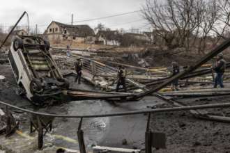 Залучених до відновлення міст чоловіків не призиватимуть до армії/Фото: Getty Images Ірпень
