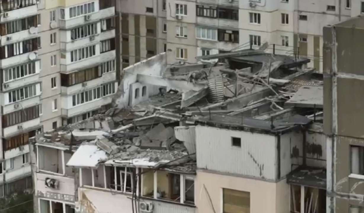 В Киеве оккупантами повреждено больше 200 зданий