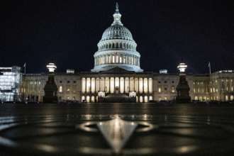 Сенат США підтримав виділення Україні $40 мільярдів фінансової допомоги/Фото: Samuel Corum/Getty Images У Сенаті США схвалили виділення фінансової допомоги Україні